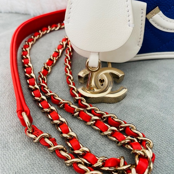 💓Sold💓Chanel Small Filigree Vanity Case Bag - Picture 2 of 8